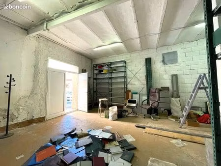 local d'activité 80 m²