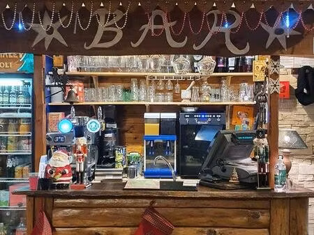 restaurant pizzeria en station de ski