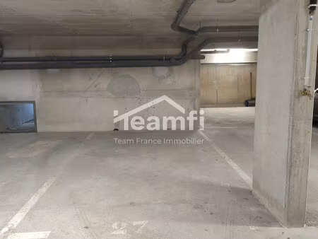 garage parking à vendre maurepas