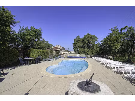 vente maison 40 pièces 756 m² vinax (17510)