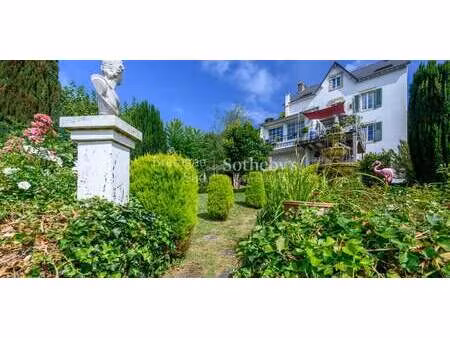 maison avec jardin et terrasse rochefort-en-terre (56)