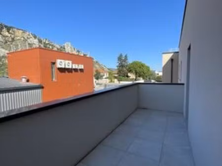 bureau prestigieux en location  guilherand-granges  france