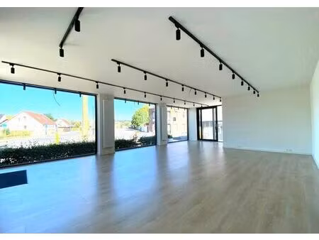 surface commerciale à vendre à avenue du centenaire  5a hamme-mille (vbb57548)