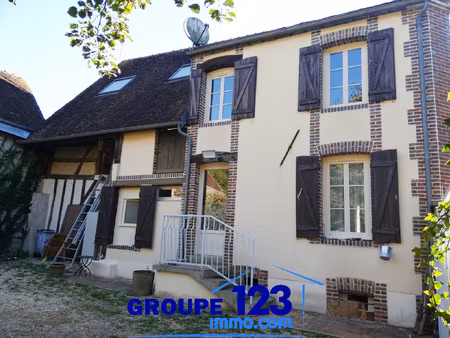 charme de l'ancien avec jardin et dépendances