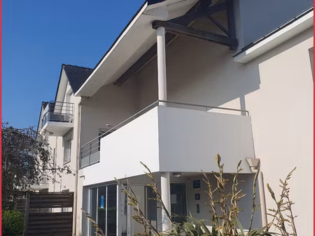 vente confortable t2 avec grande terrasse