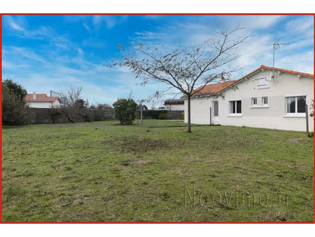 vente commerces et mer à pied