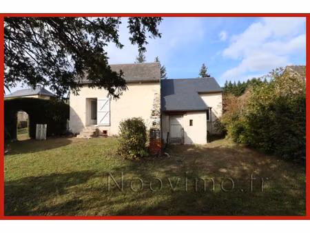 vente charmante petite maison de bourg.