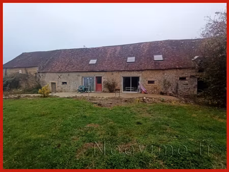 vente fermette sur 3.5 ha de terrain  grande dépendances