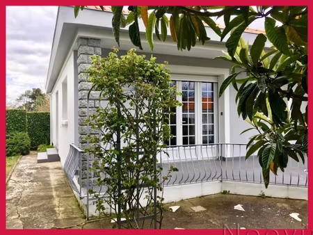 vente charmante maison de plain-pied de 90m2 à 2 pas du centre-ville