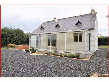 vente maison 2 chambres   2190m²