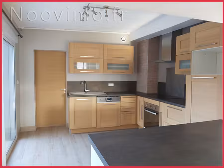 vente maison bourg  3 ch et plus  dépendances  idéal artisan