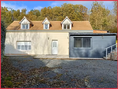 vente au calme  3 chambres  1300m² de terrain entre le mans et laval