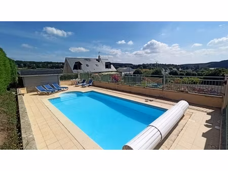 vente entre le mans et laval  4/5 chambres   3000m² de terrain avec piscine