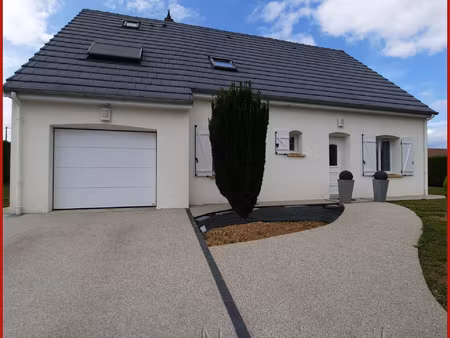 vente construction de 2003. 147 m2 4 ch garage terrain de 893 m2