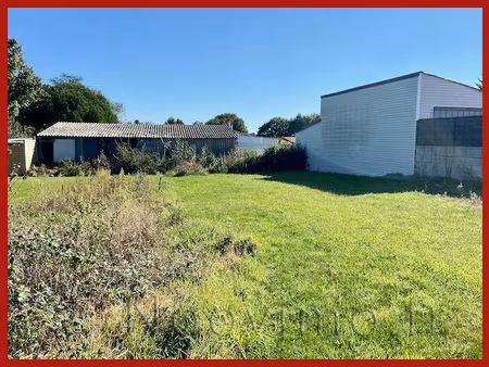 vente terrain à batir non viabilisé en hameau au calme de la campagne