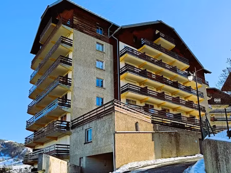 vente appartement 3 pièces 46 m² à enchastrayes (04400)  90 000 €