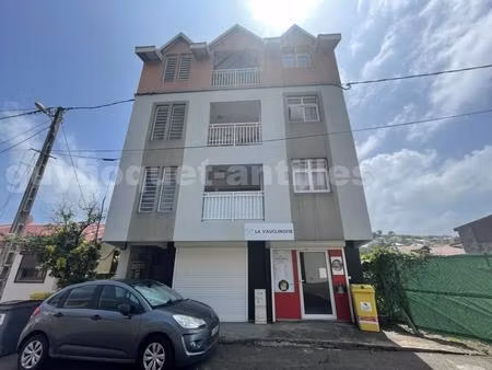 bel immeuble de rapport au vauclin  idéal pour investisseur