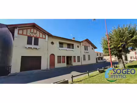 vente immeuble roquefort 40120 - - surface privée