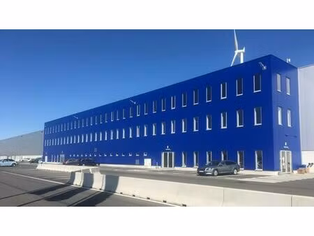 zone portuaire : bureau avec option jusqu’à 1.000 m² d’entre