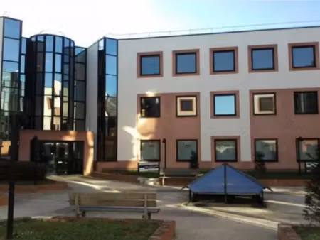 a louer - bureaux - centre d'affaires - 5 min de versailles