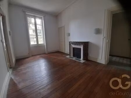 bureau prestigieux de 320 m2 en location - nîmes  france