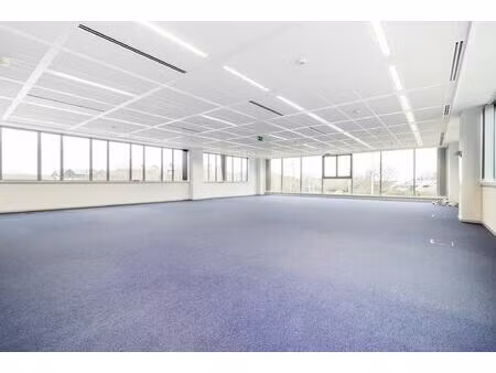 bureaux à louer à boulevard bauduin 1er 25 louvain-la-neuve (vba82893)