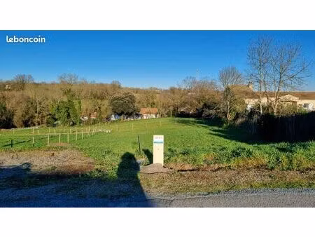 terrain à bâtir viabilisé 815 m² proche commerces