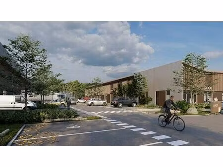 location commerce merignac 304 m²