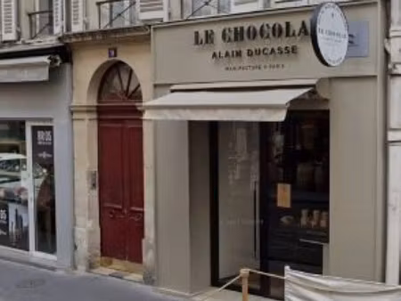 location commerce paris 1er (75001) 72 m²