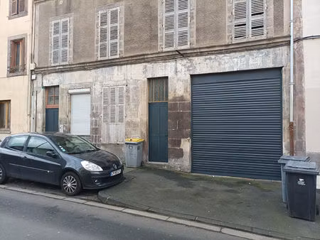 proche gaillard entrepôt / local industriel 160 m² sécurisé.