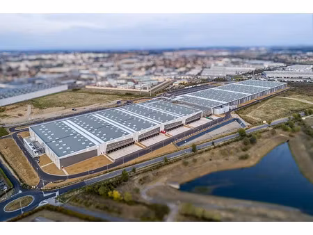 location entrepôt / local d'activités corbas 12 000 m²