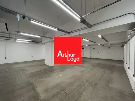 rare a la vente - local d'activités - proximité castellane - 13006 marseille