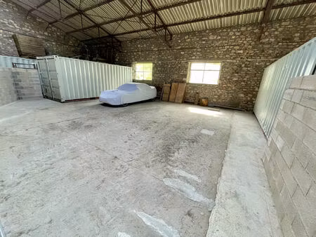 location local industriel 90 m² à rodez (12000)