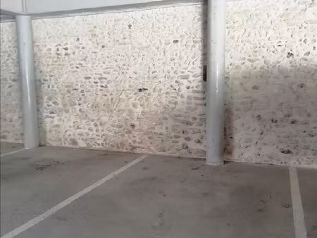 location place parking parking dans grand garage à pacy sur eure