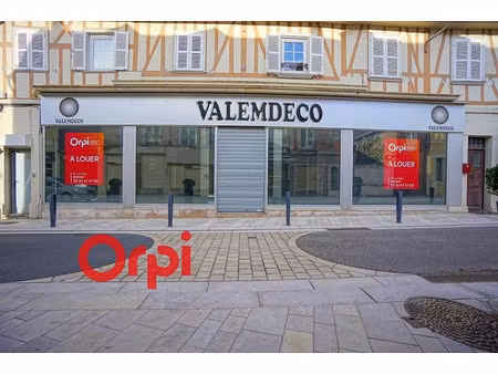 location locaux professionnels 55 m² à beaumont-le-roger (27170)  nan €