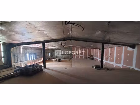 local commercial ducos