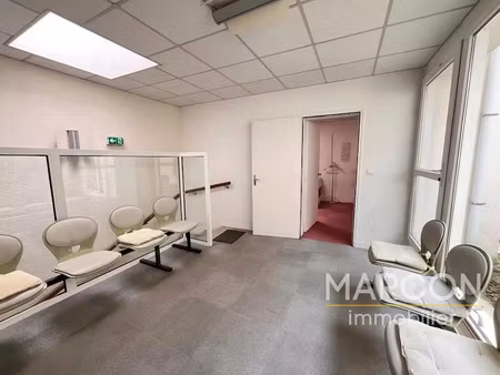 location locaux professionnels 3 pièces 69.7 m² à gueret (23000)  475 €