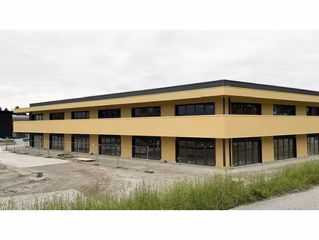 vente local d'activités laissaud 140 m²