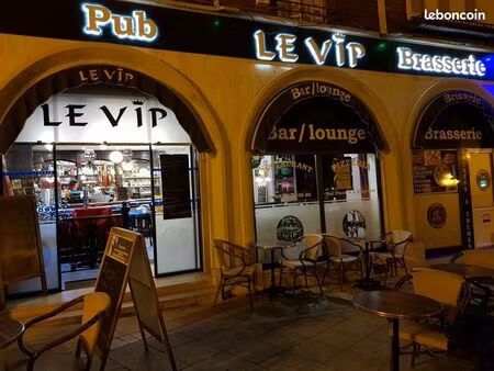 tres beau bar brasserie pub en hyper centre