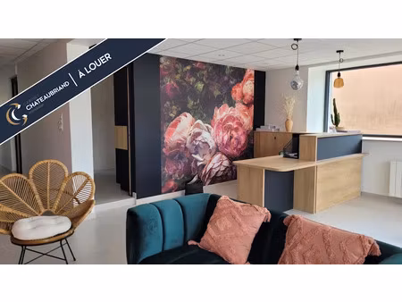 location locaux professionnels 1 pièce 10 m² à saint-aubin-d'aubigné (35250)  250 €