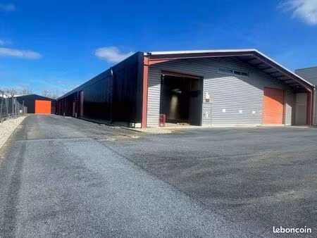 local 910 m² saint-juéry