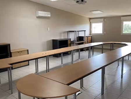 location locaux professionnels 870 m² à tournefeuille (31170)  8 576 €