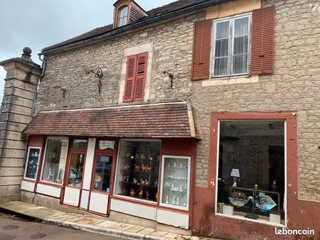 local d'activités 122 m² vezelay