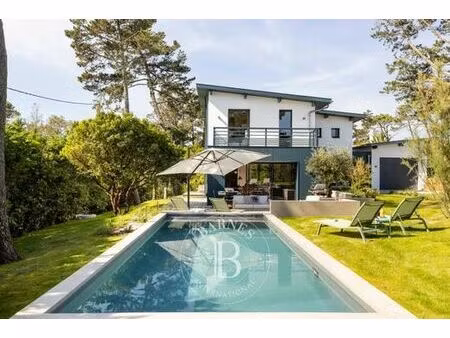 maison de luxe de 5 pièces en location à anglet  nouvelle-aquitaine