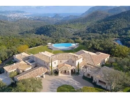 maison de luxe de 1000 m2 en location fréjus  provence-alpes-côte d'azur