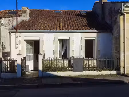vente maison jonzac 17500 - - surface privée