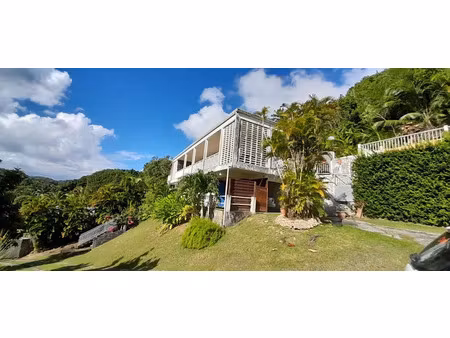 vente maison 7 pièces 145 m² à les abymes (97139)  326 000 €