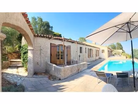 maison de prestige de 200 m2 en location les adrets-de-l'estérel  provence-alpes-côte d'az