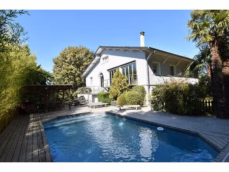 vente maison 10 pièces 290 m² martignas-sur-jalle (33127)