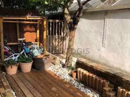 maison individuelle 3 chambres meublée avec terrasse